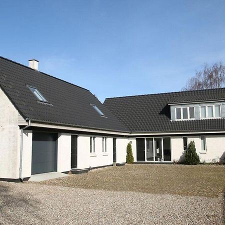 Stenbrogård Harlev Stationsby Eksteriør billede